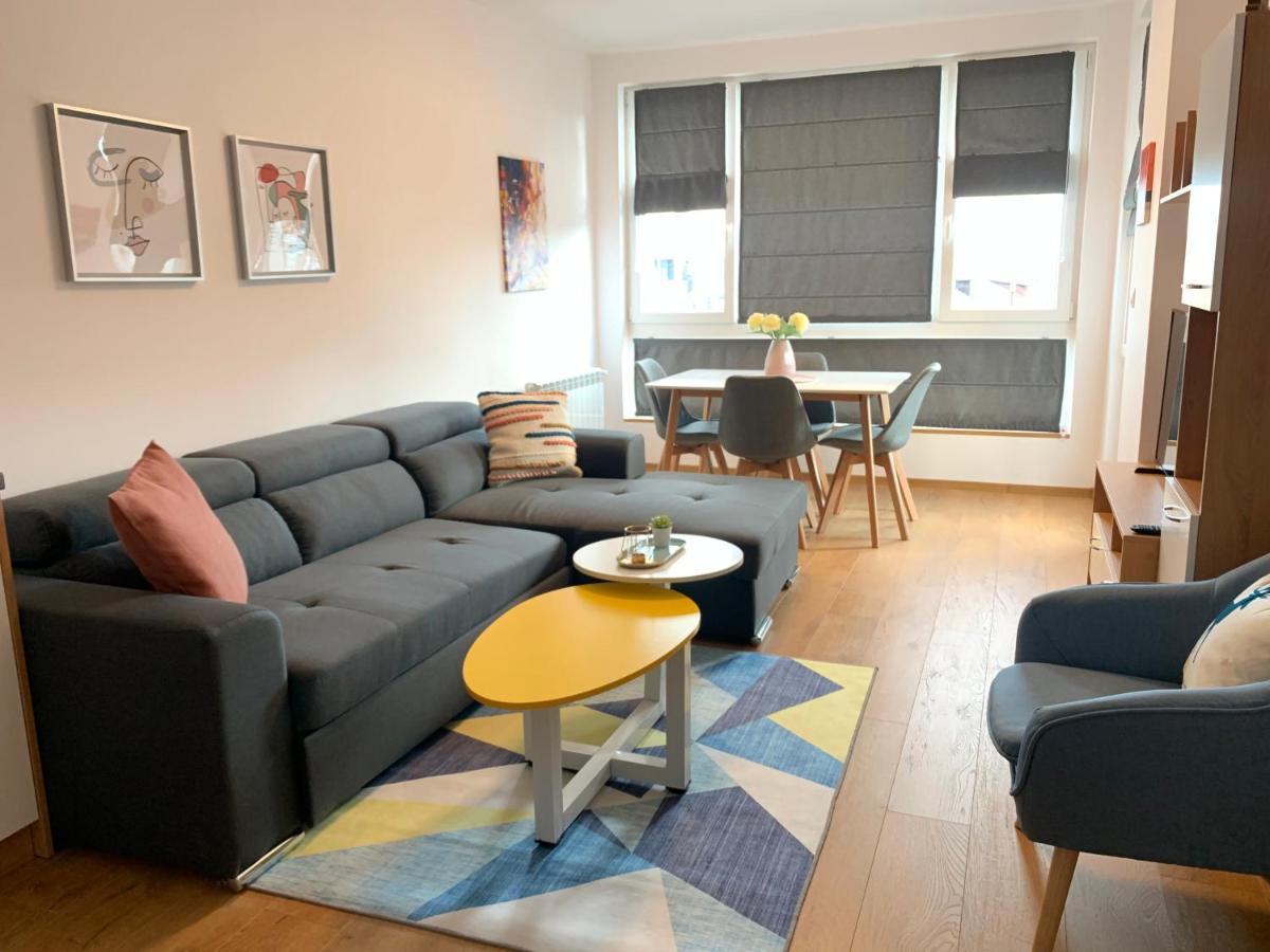 Gardenia Apartments — Photos 2